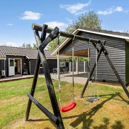 84335-8400-bjarkes-grund-3 * Ebeltoft